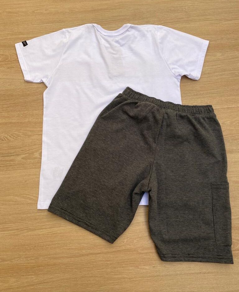 fernandaramoskids com br Conjunto Masculino Infantil Camiseta Branca World e Bermuda Cinza Listrada3