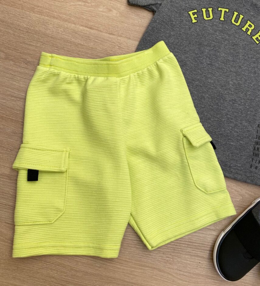 fernandaramoskids com br Conjunto Masculino Infantil Camiseta Future Cinza e Bermuda Verde2