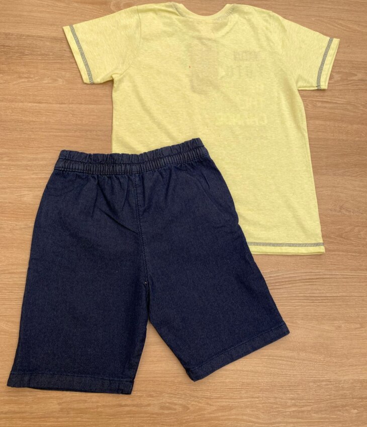 fernandaramoskids com br Conjunto Masculino Infantil Camiseta Future Verde e Bermuda Jeans4