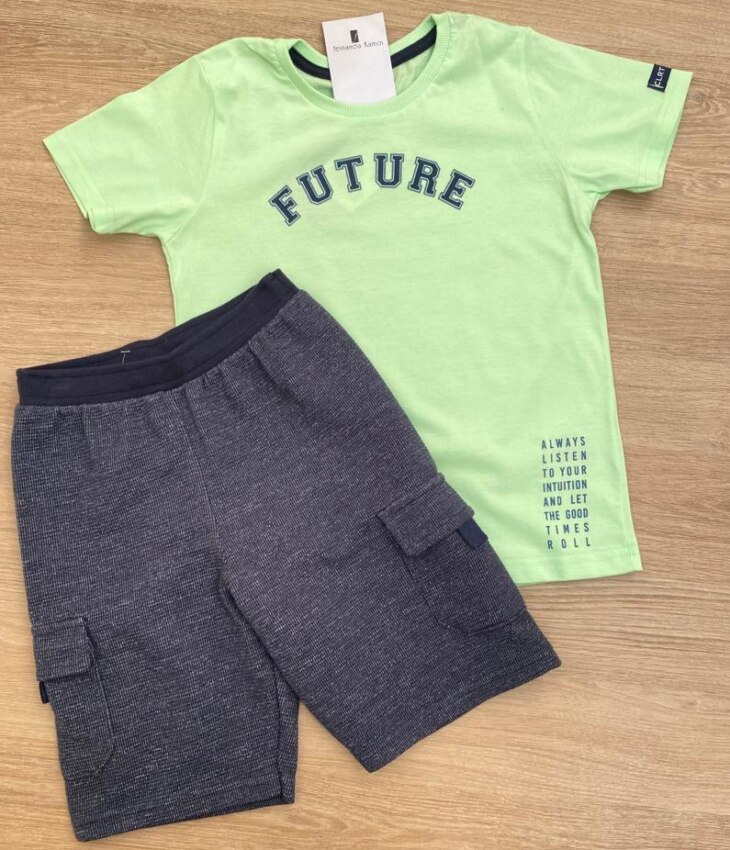 Conjunto Masculino Infantil Camiseta Verde Future e Bermuda Azul Marinho Fernanda Ramos Kids
