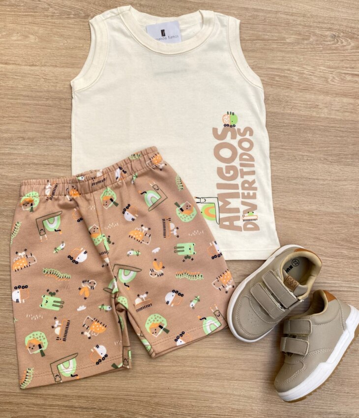 Conjunto Masculino Infantil Regata Off White e Bermuda Estampada Fernanda Ramos Kids