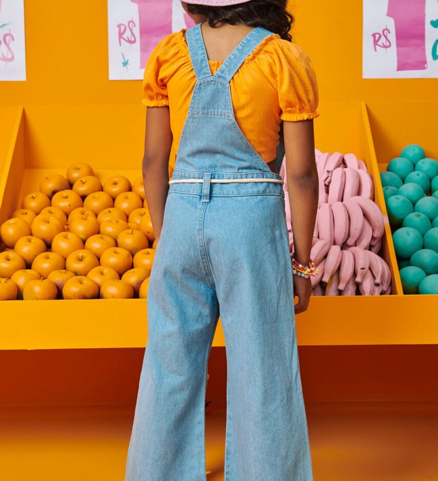 fernandaramoskids com br Macacão Infantil Feminino Jardineira Jeans com Amarração2