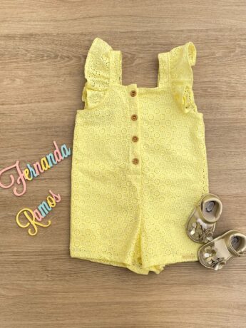 Macaquinho Feminino Infantil Babados nas Alças Laise Amarelo Fernanda Ramos Kids