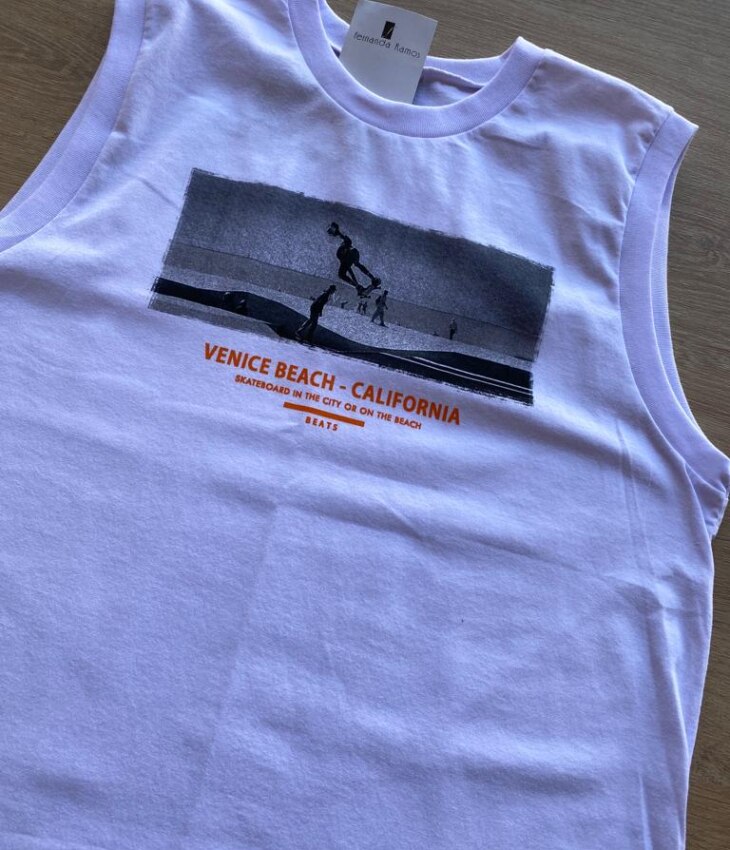 fernandaramoskids com br Regata Infantil Masculina Venice Beach Branca com Estampa2
