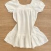 fernandaramoskids com br Vestido Infantil Feminino Branco com Manga Princesa e Detalhe de Flor2