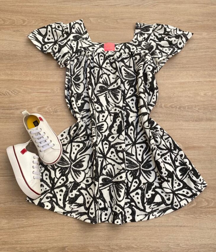Vestido Infantil Feminino Manga Princesa Estampado de Borboletas Fernanda ramos Kids