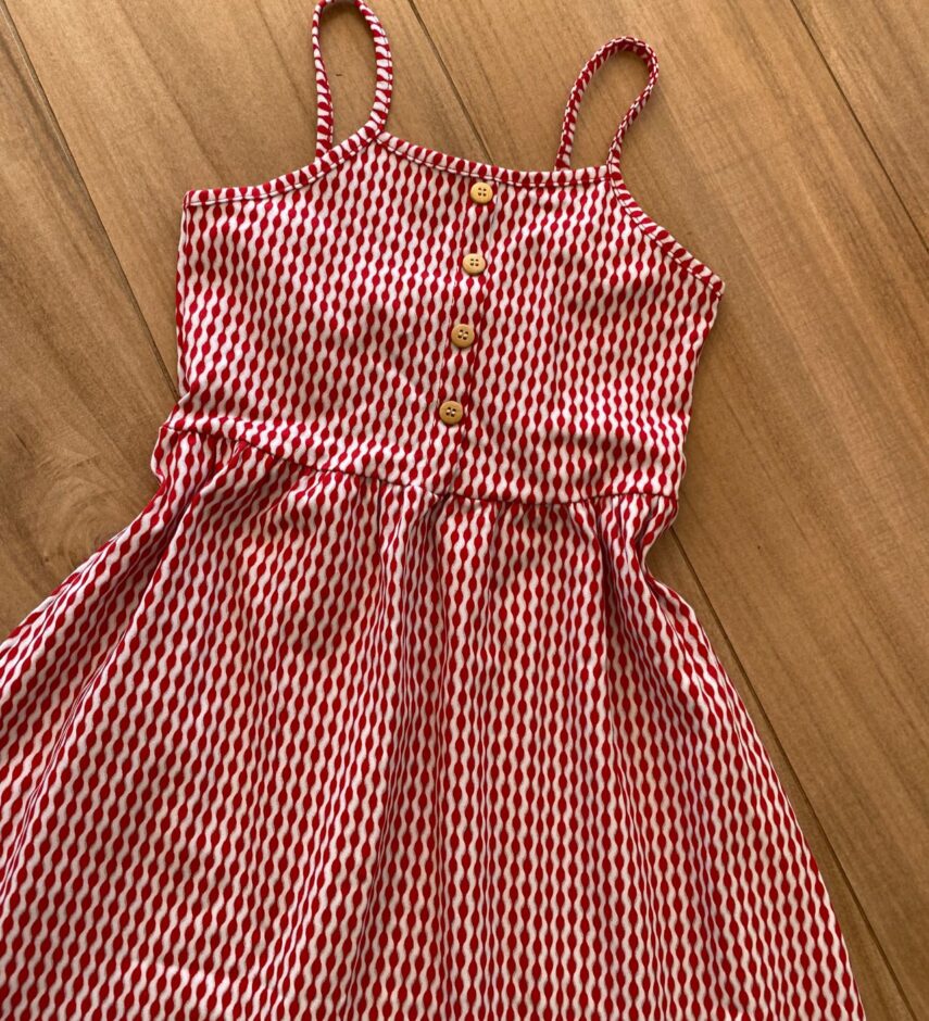 fernandaramoskids com br Vestido Infantil Feminino Rodado com Botões Falsos Estampado1
