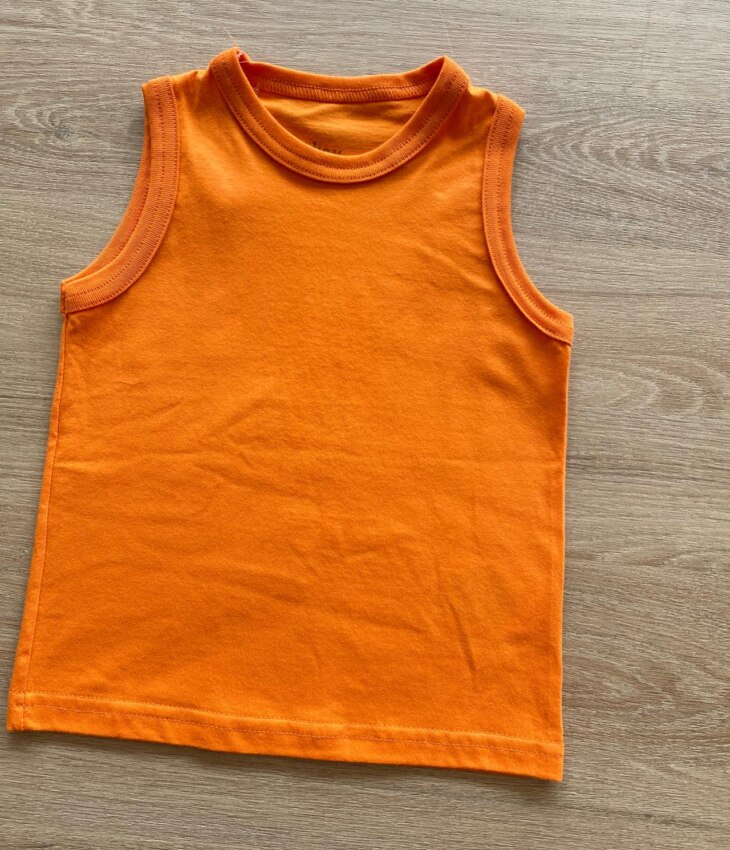 fernandaramoskids com br Regata Infantil Masculina Básica Laranja1