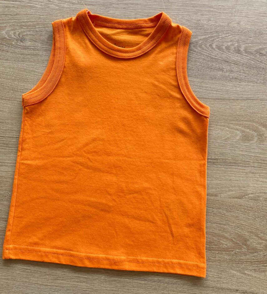 fernandaramoskids com br Regata Infantil Masculina Básica Laranja1