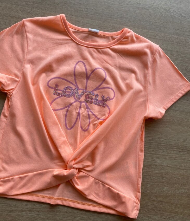fernandaramoskids com br Blusa Cropped Manga Curta Lovely Laranja Neon1
