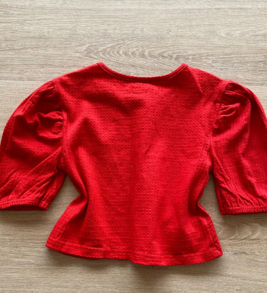fernandaramoskids com br Blusa Cropped Manga Princesa Texturizada Vermelha3