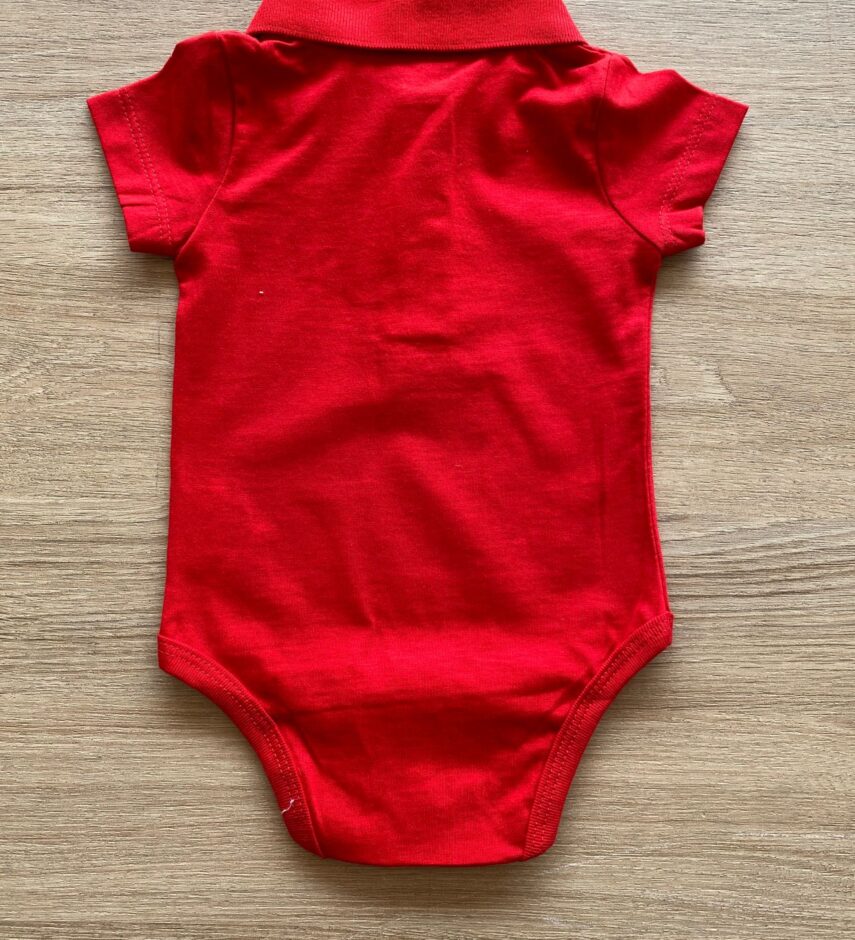fernandaramoskids com br Body Infantil Manga Curta Gola Polo Vermelho2