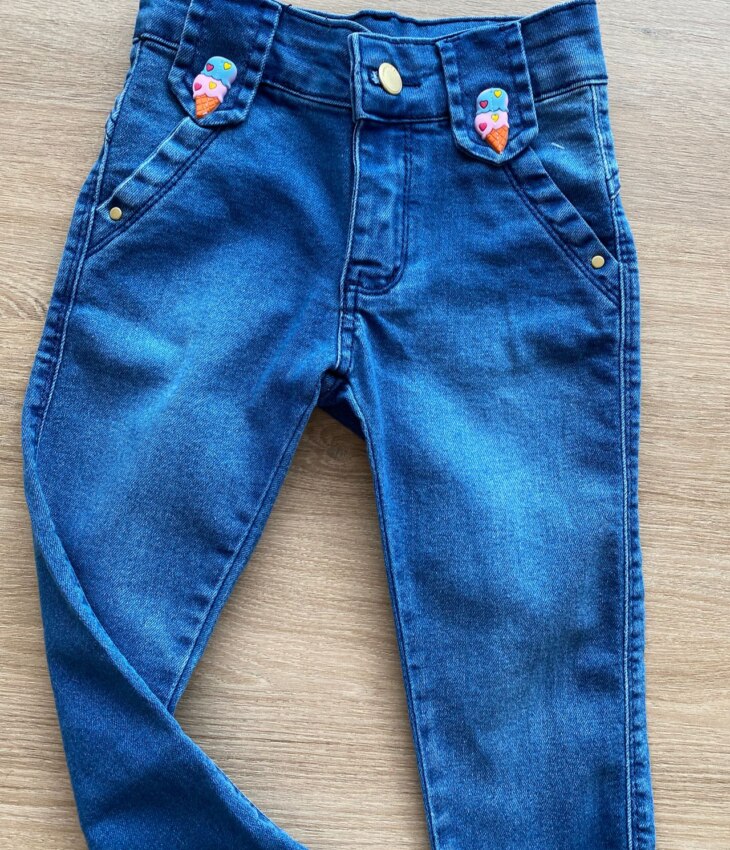 fernandaramoskids com br Calça Infantil Feminina Jeans com Detalhe de Sorvetinho1