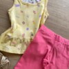 fernandaramoskids com br Conjunto Infantil Feminino Blusa Amarela Frutinhas e Bermuda Rosa1