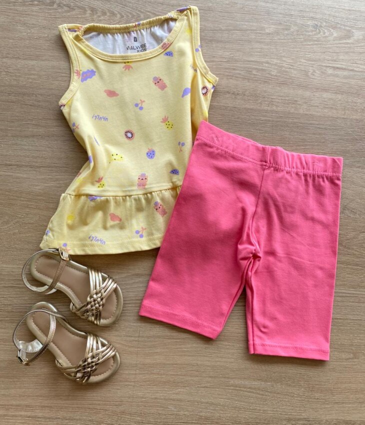 Conjunto Infantil Feminino Blusa Amarela Frutinhas e Bermuda Rosa Fernanda Ramos Kids