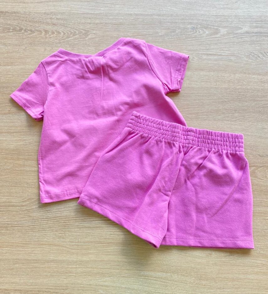 fernandaramoskids com br Conjunto Infantil Feminino Blusa Cropped Manga Curta e Short Lilás2