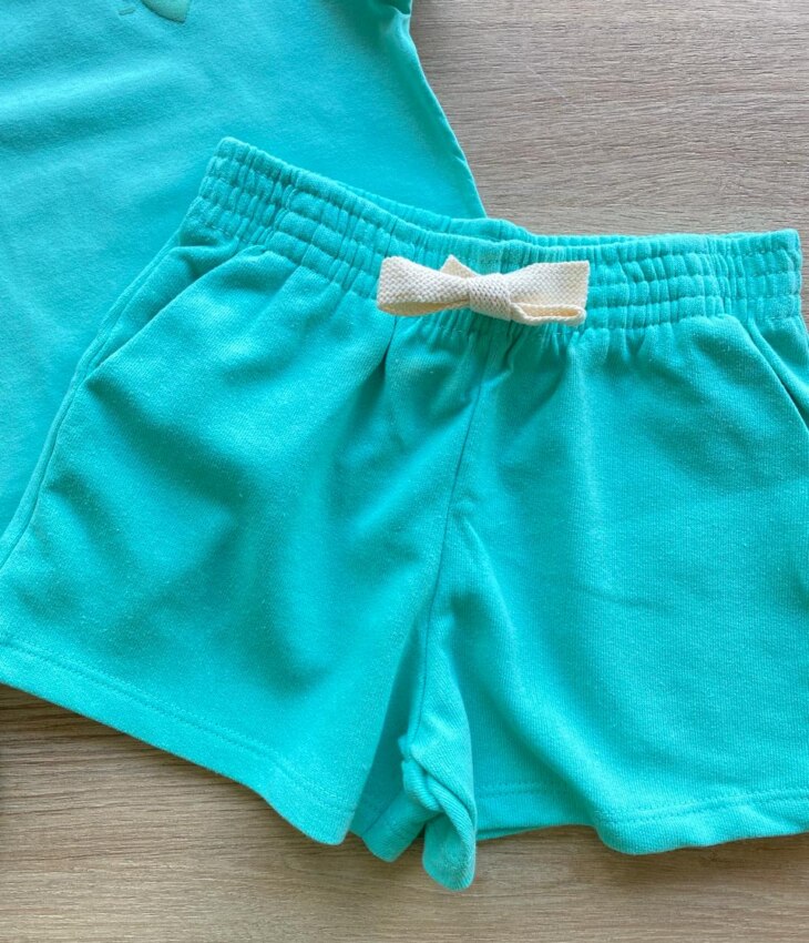 fernandaramoskids com br Conjunto Infantil Feminino Blusa Cropped Manga Curta e Short Verde2