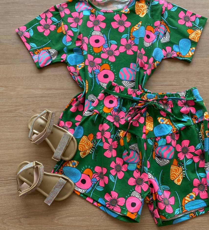 fernandaramoskids com br Conjunto Infantil Feminino Blusa e Short em Cotton Estampa Floral1