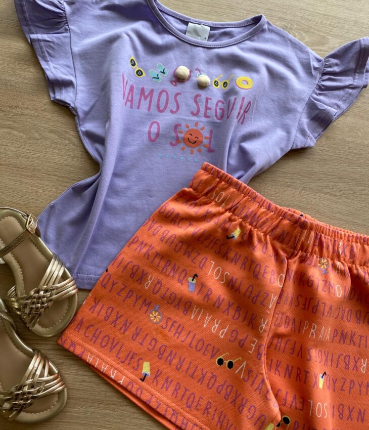 fernandaramoskids com br Conjunto Infantil Feminino Blusa Lilás e Short Salmão Estampado1