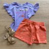 Conjunto Infantil Feminino Blusa Lilás e Short Salmão Estampado Fernanda Ramos Kids