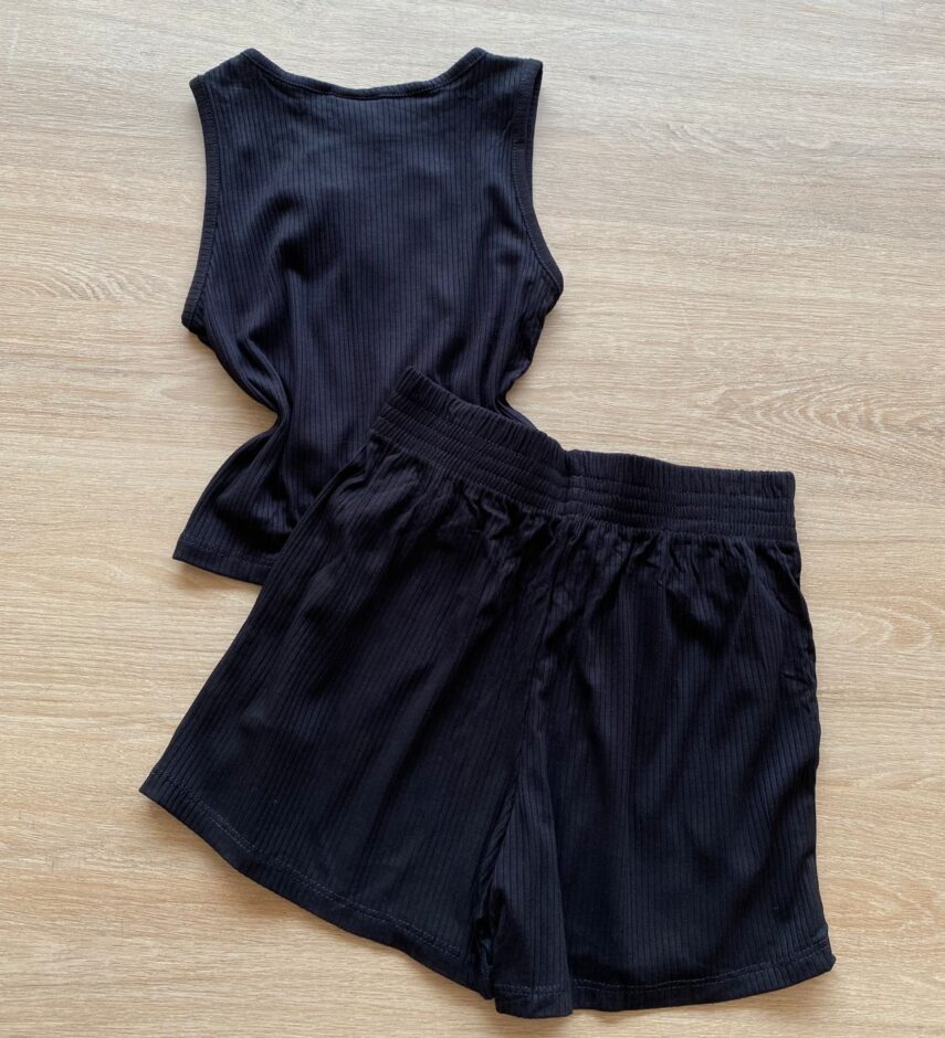 fernandaramoskids com br Conjunto Infantil Feminino Canelado Regata e Short Preto2