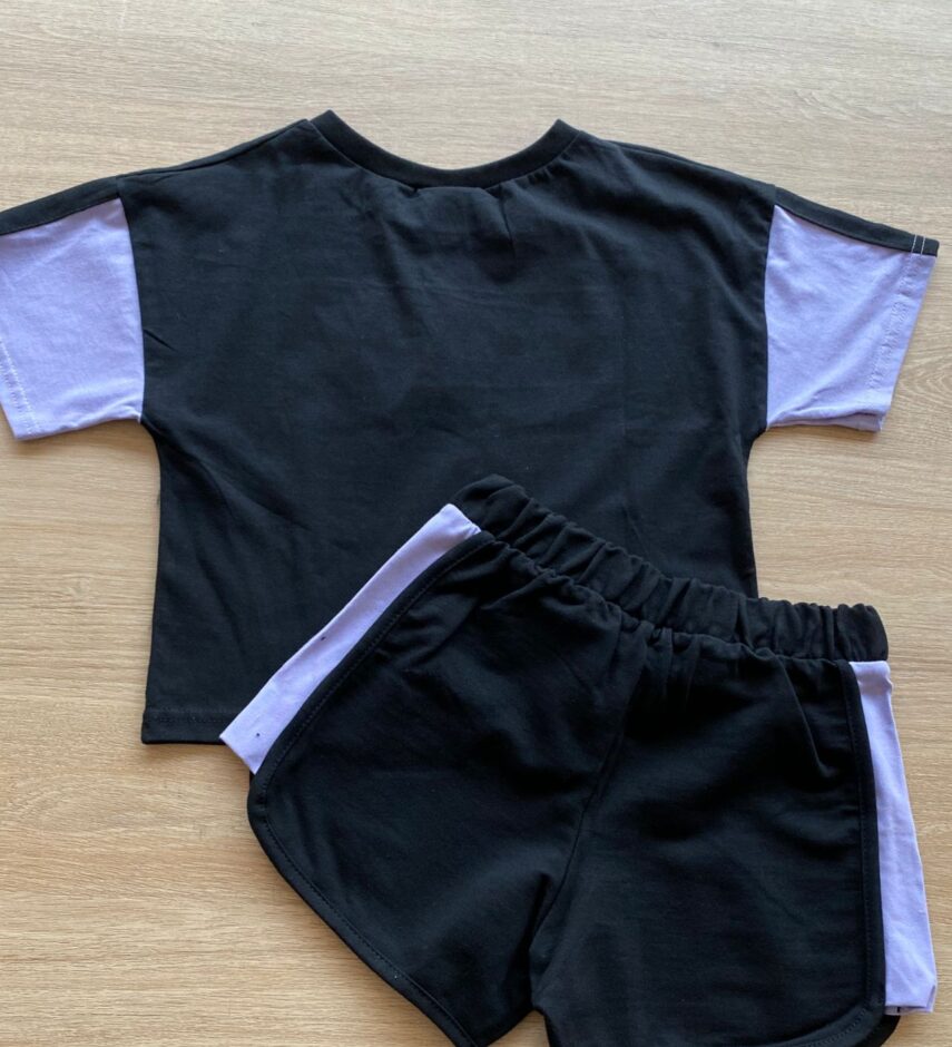 fernandaramoskids com br Conjunto Infantil Feminino Cropped e Short Preto Detalhe em Lilás2