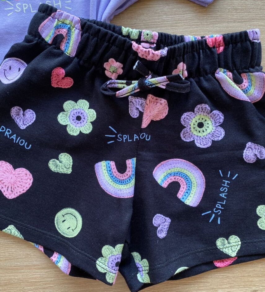 fernandaramoskids com br Conjunto Infantil Feminino Cropped Lilás e Short Preto Estampado2
