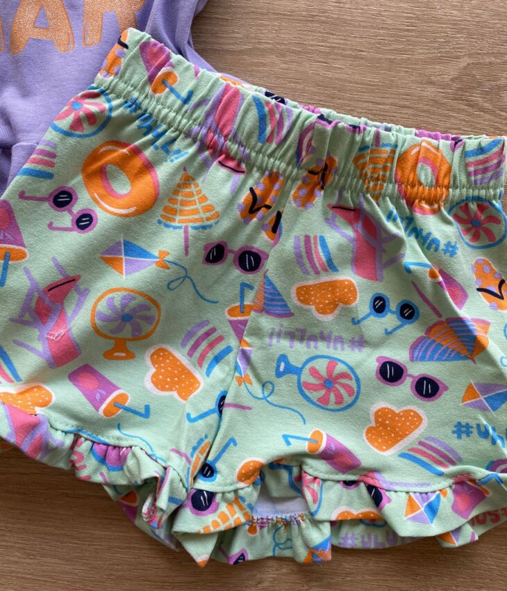fernandaramoskids com br Conjunto Infantil Feminino Regata Lilás e Short Verde Estampado2