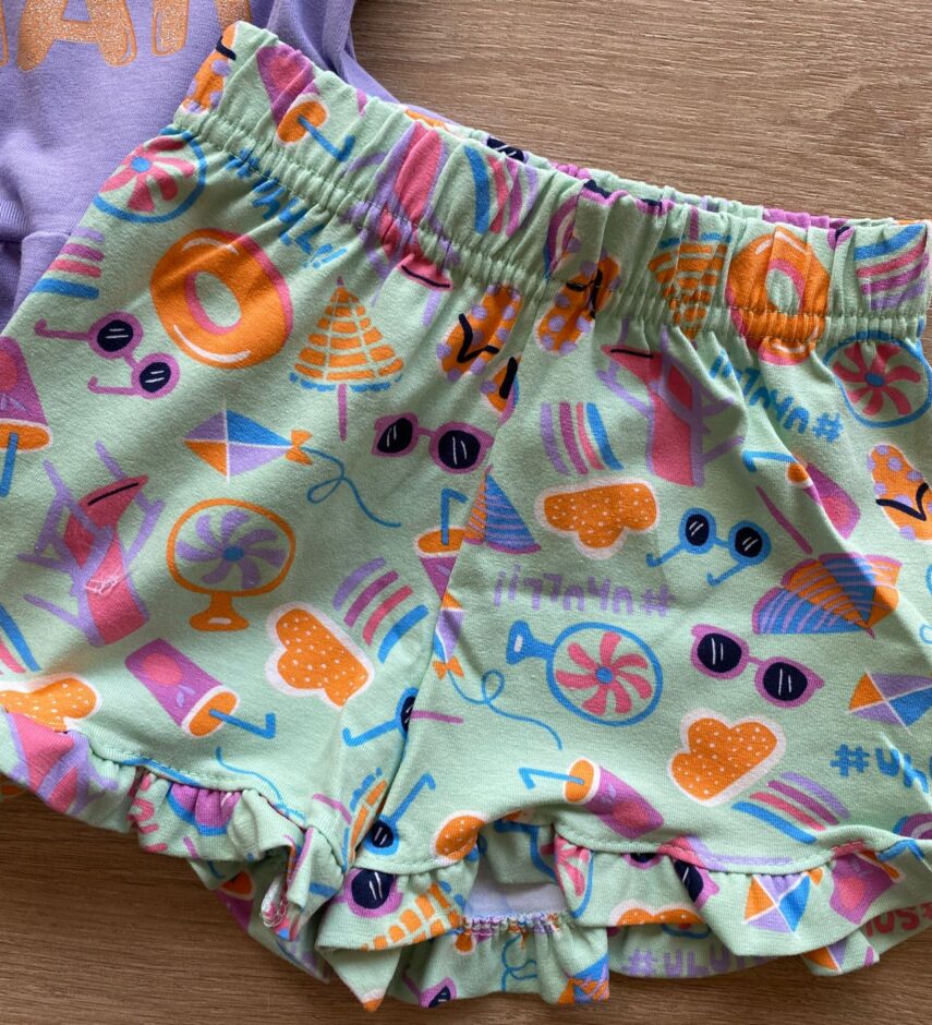 fernandaramoskids com br Conjunto Infantil Feminino Regata Lilás e Short Verde Estampado2