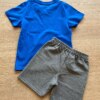 fernandaramoskids com br Conjunto Infantil Masculino Camiseta Azul e Bermuda Cinza Mesclado3
