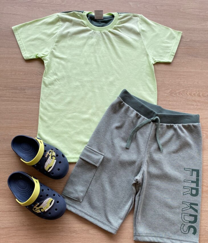 Conjunto Infantil Masculino Camiseta Genuine e Bermuda Listrada Fernanda Ramos Kids
