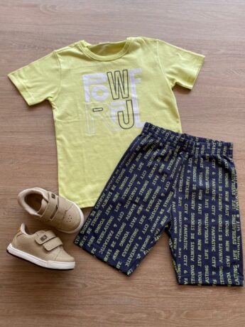 Conjunto Infantil Masculino Camiseta Verde Lima e Bermuda Estampada Fernanda Ramos Kids