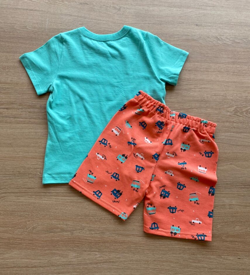 fernandaramoskids com br Conjunto Infantil Masculino Camiseta Vrumm e Bermuda Estampada3