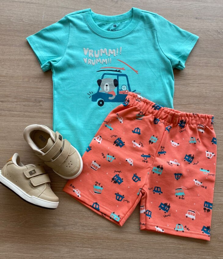 Conjunto Infantil Masculino Camiseta Vrumm e Bermuda Estampada Fernanda Ramos Kids