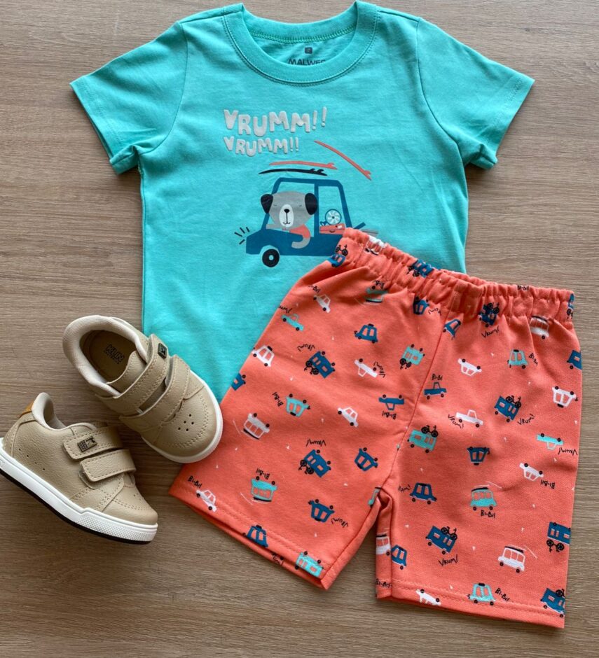 Conjunto Infantil Masculino Camiseta Vrumm e Bermuda Estampada Fernanda Ramos Kids