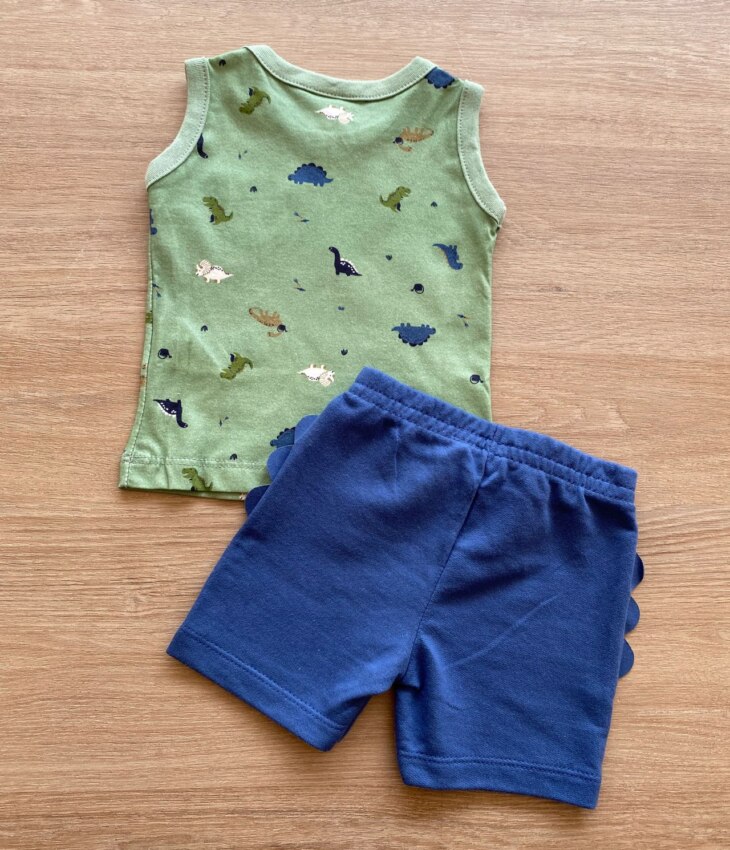 fernandaramoskids com br Conjunto Infantil Masculino Regata Dinossauros e Bermuda Azul2