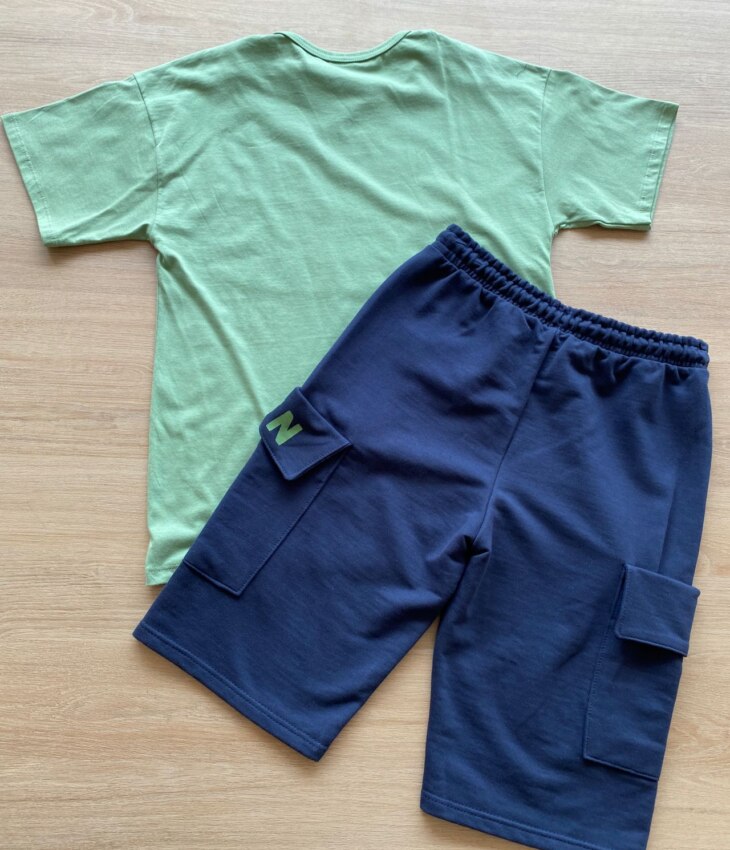 fernandaramoskids com br Conjunto Masculino Infantil Camiseta Verde e Bermuda Azul Marinho3