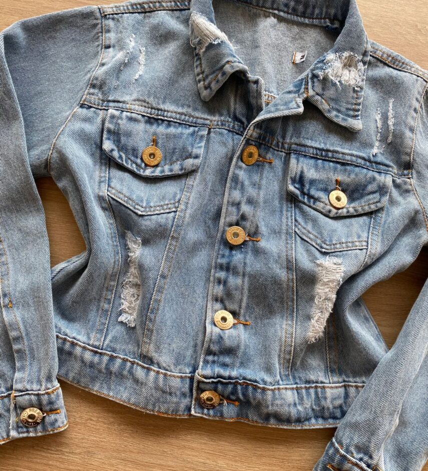 fernandaramoskids com br Jaqueta Infantil Feminina Jeans com Detalhe em Destroyed1
