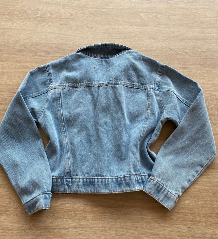 fernandaramoskids com br Jaqueta Infantil Feminina Jeans com Detalhe em Destroyed2