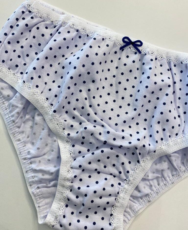 fernandaramoskids com br Kit 3 Calcinhas Infantil Feminina em Algodão Bolinhas4