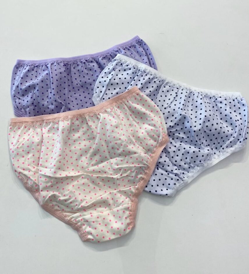 fernandaramoskids com br Kit 3 Calcinhas Infantil Feminina em Algodão Bolinhas5
