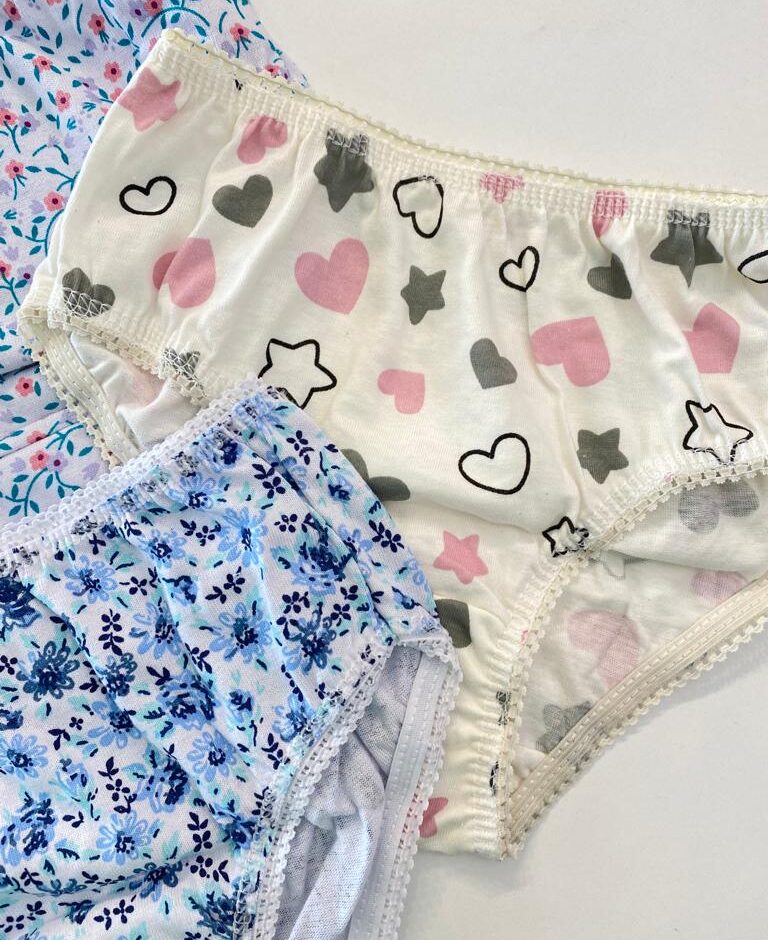 fernandaramoskids com br Kit 3 Calcinhas Infantil Feminina Estampadas em Algodão2