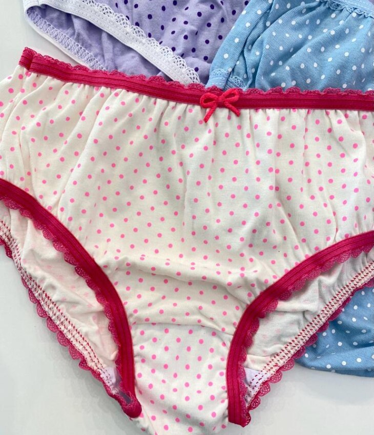 fernandaramoskids com br Kit 3 Calcinhas Infantil Feminina Poá Lilás, Azul e Branca2