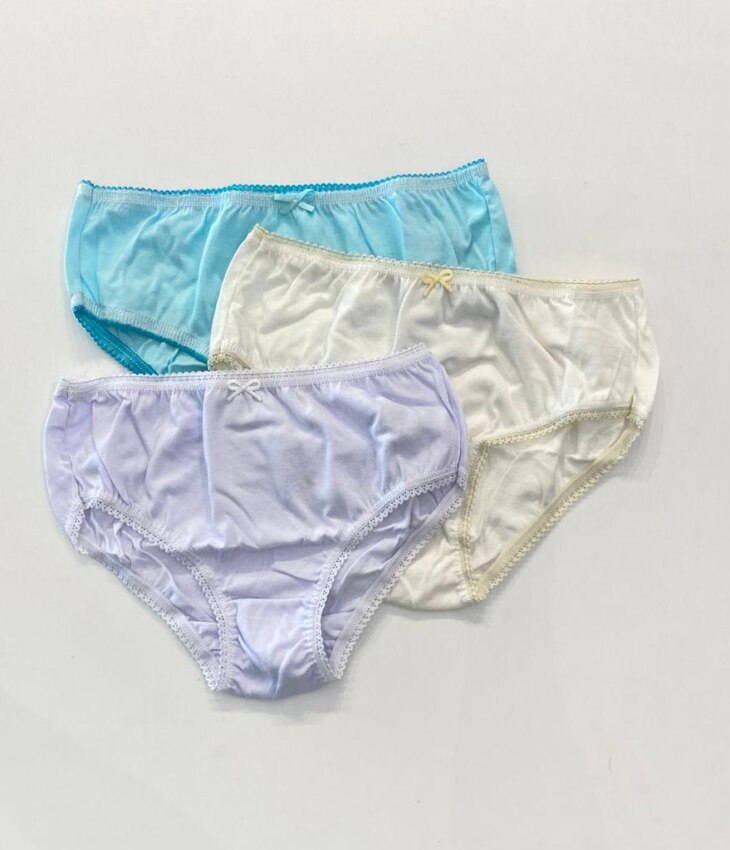 fernandaramoskids com br Kit Calcinha Infantil Feminina de Algodão Azul, Off White e Branca4