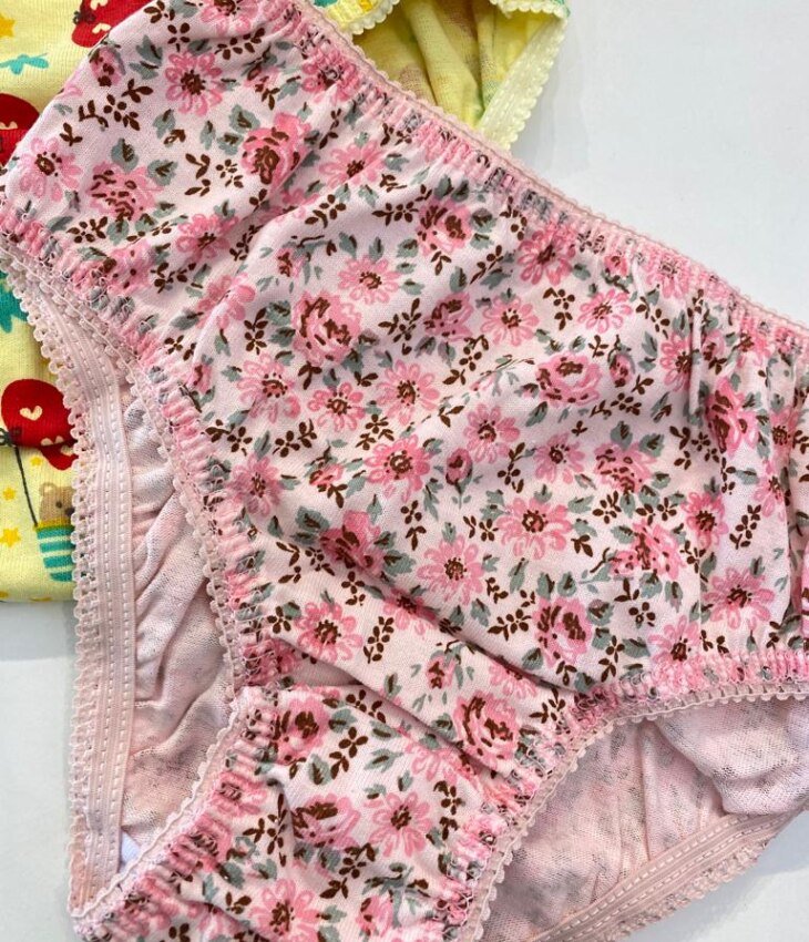 fernandaramoskids com br Kit Calcinha Infantil Feminina Estampada Branca, Amarela e Rosa4