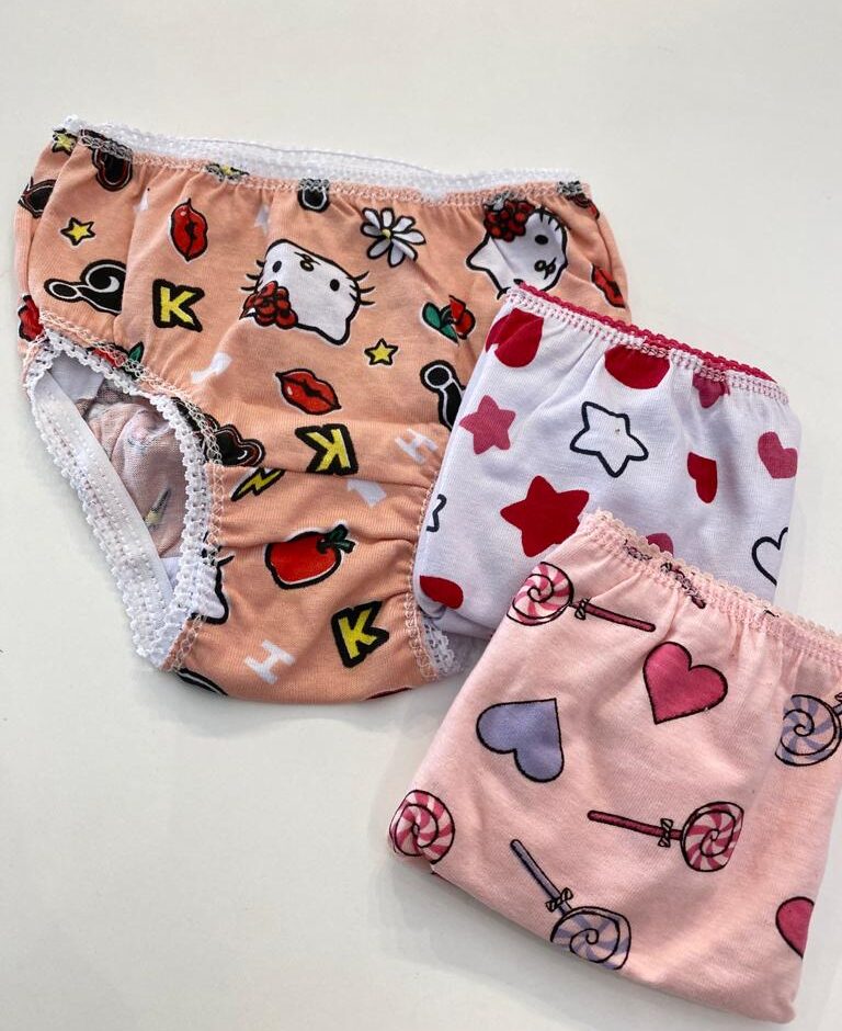 Kit Calcinha Infantil Feminina Estampada Salmão, Branca e Rosa Fernanda Ramos Kids