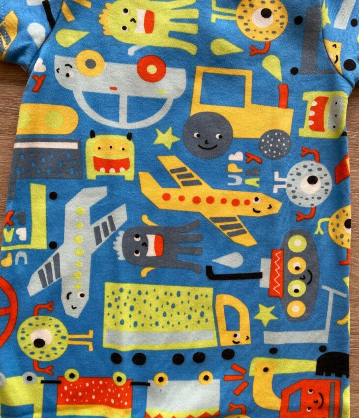 fernandaramoskids com br Macaquinho Infantil Masculino Manga Curta em Suedine Estampado1