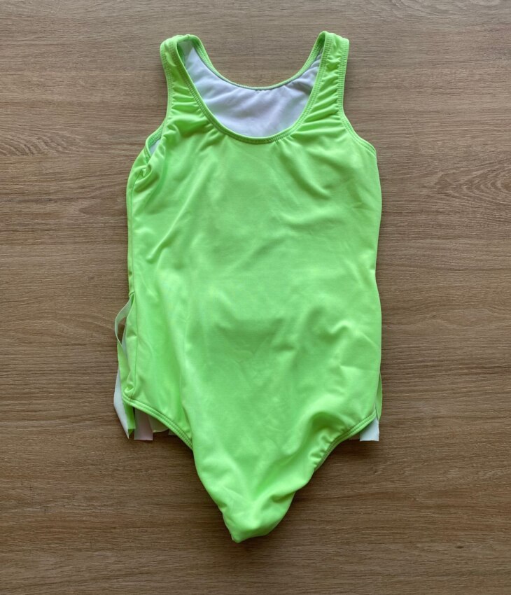 fernandaramoskids com br Maiô Regata Infantil Feminino Verde Neon Arco Íris2