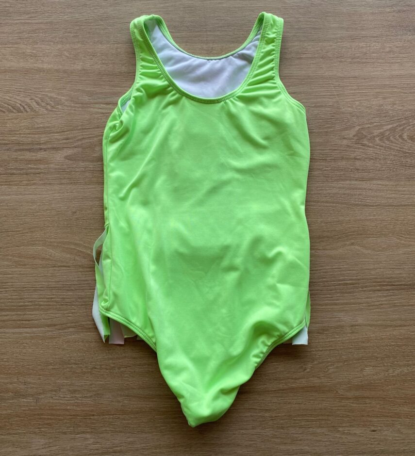 fernandaramoskids com br Maiô Regata Infantil Feminino Verde Neon Arco Íris2