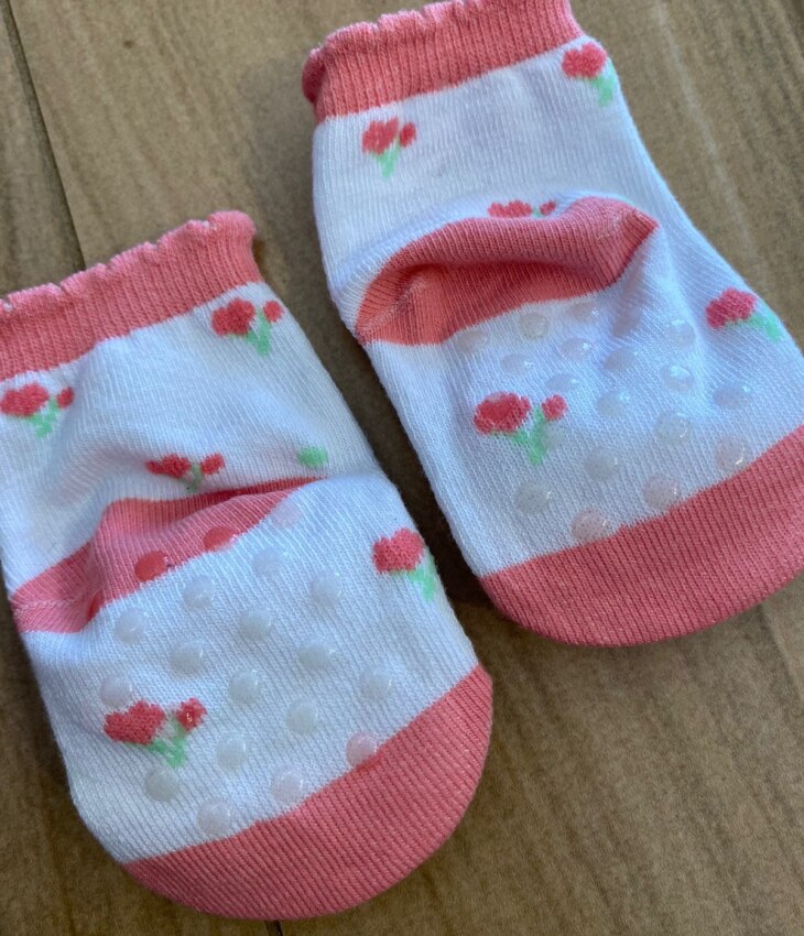 fernandaramoskids com br Meia Infantil Feminina Antiderrapante Branca com Gatinha Rosa3